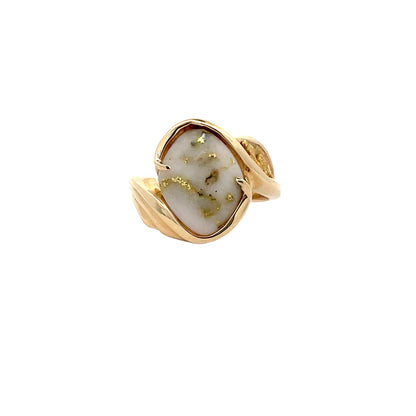 Elegant Gold Quartz Ring