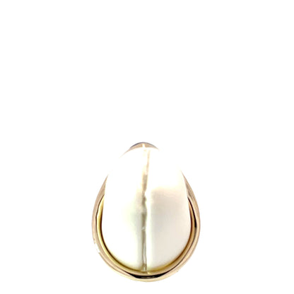 Elegant Opal Ring with Diamond Accents