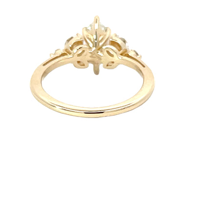 Elegant Gold Diamond Ring