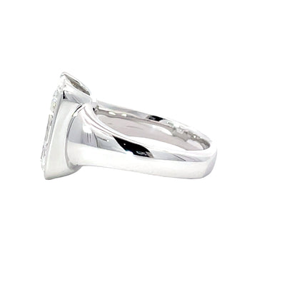 Elegant Diamond Ring