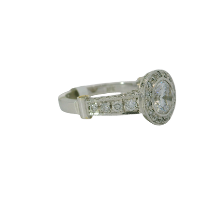 Elegant Diamond Halo Ring