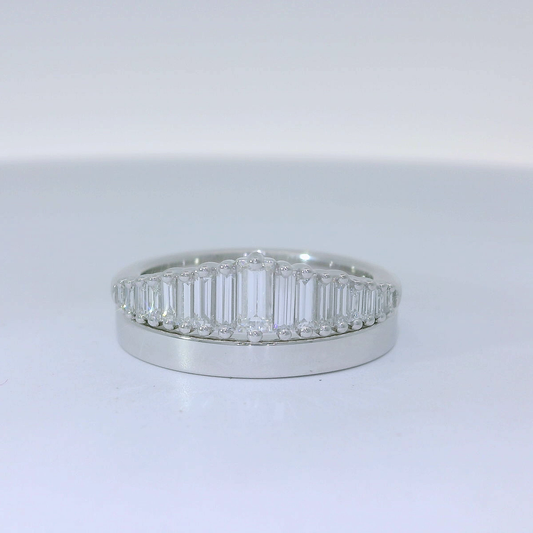 Elegant Baguette Diamond Ring