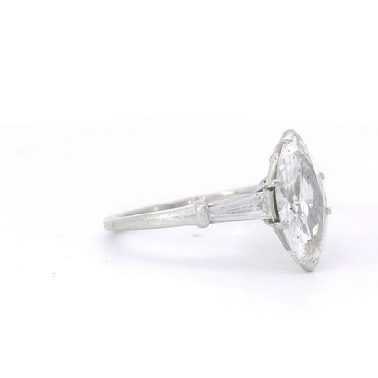 Elegant Marquise Cut Diamond Ring