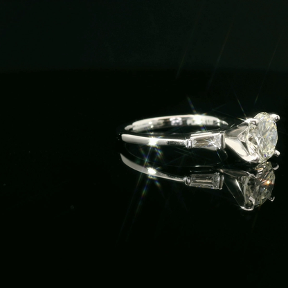 Elegant Diamond Engagement Ring