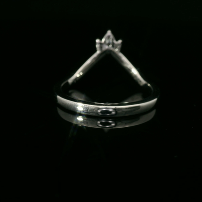 Elegant Diamond Engagement Ring