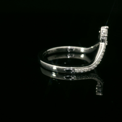 Elegant Diamond Engagement Ring