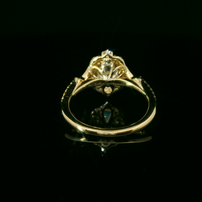 Elegant Diamond Engagement Ring