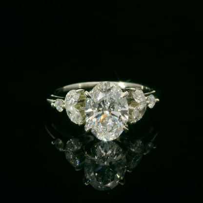 Elegant Diamond Engagement Ring