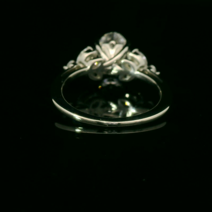 Elegant Diamond Engagement Ring