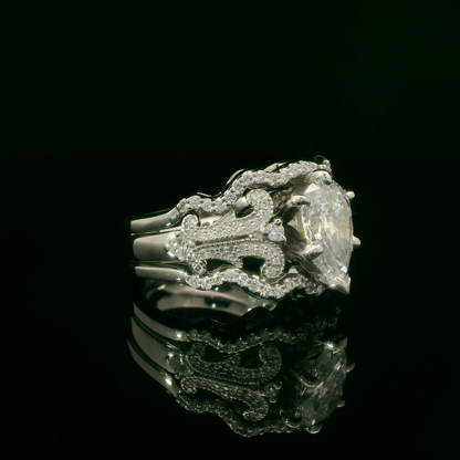 Elegant Diamond Engagement Ring