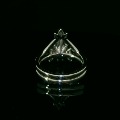 Elegant Diamond Engagement Ring