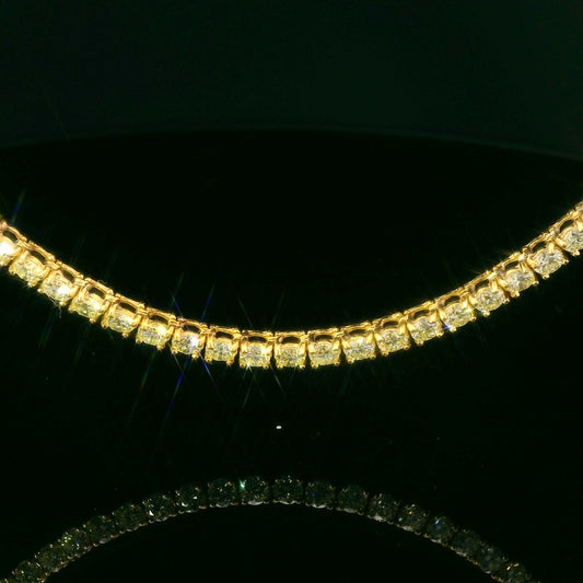 Elegant Gold Diamond Necklace