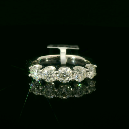 Elegant Diamond Ring