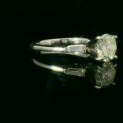 Elegant Diamond Engagement Ring