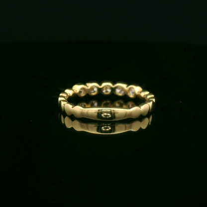 Elegant Gold Diamond Ring