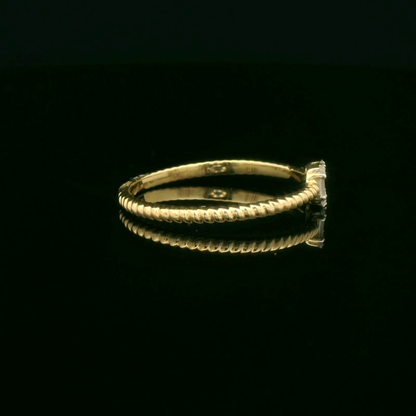 Elegant Gold Ring with Diamond Accent