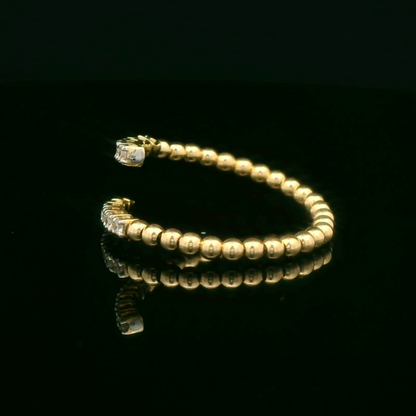 Elegant Gold and Diamond Ring