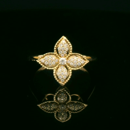 Elegant Floral Gold Ring