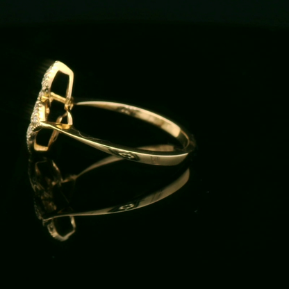 Elegant Floral Gold Ring