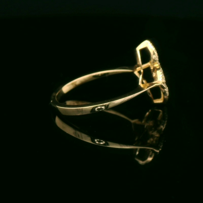 Elegant Floral Gold Ring