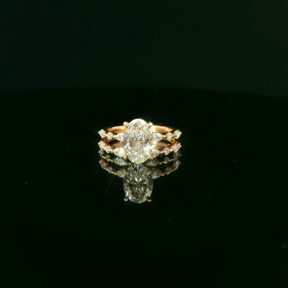 Elegant Oval Diamond Ring