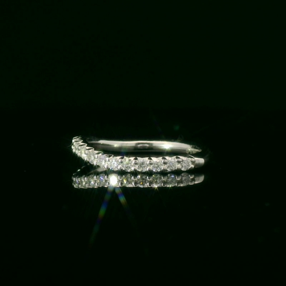 Elegant Diamond-Studded Ring