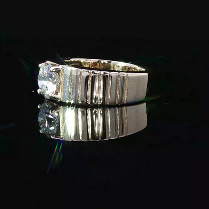 Yellow Gold Boldly Ribbed Ring with Round Diamond