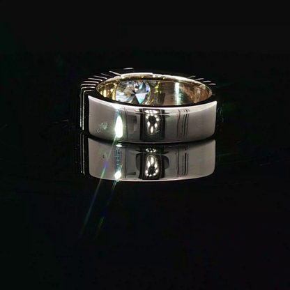 Yellow Gold Boldly Ribbed Ring with Round Diamond