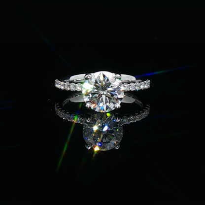 Platinum Engagement Ring with UltraFire™ Round Diamond