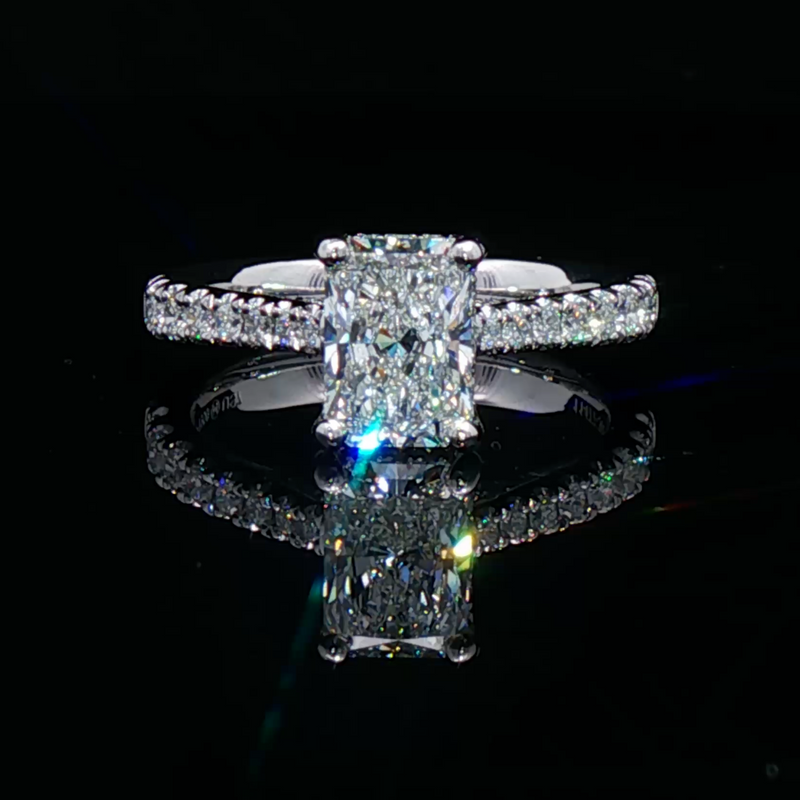 Platinum Engagement Ring with Radiant UltraFire™ Diamond