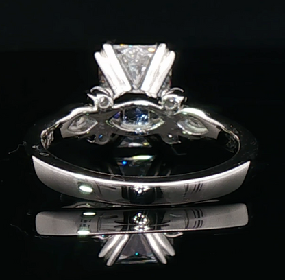 UltraFire™ Radiant Cut Diamond Engagement Ring
