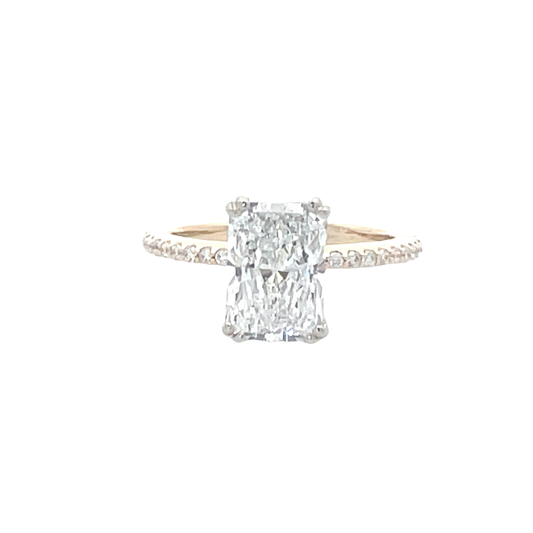 Elegant Diamond Ring