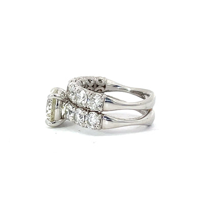 Elegant Diamond Ring Set