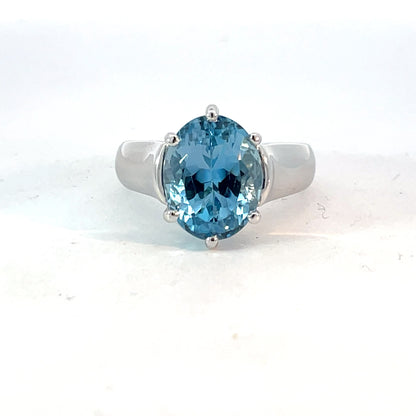 Elegant Blue Gemstone Ring