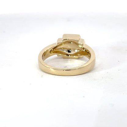 Elegant Opal and Diamond Ring