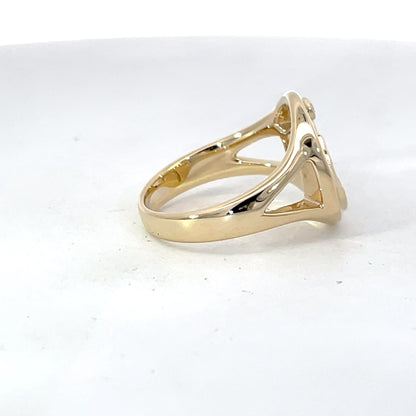 Stunning Mountain-Inspired Ring