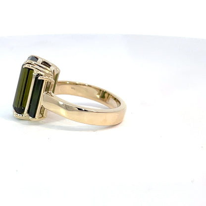 Elegant Green Tourmaline Ring
