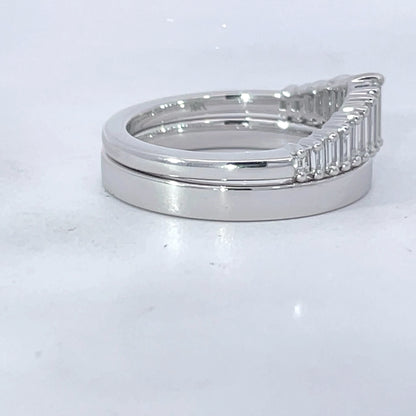 Elegant Diamond Band Ring