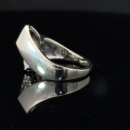 Elegant Diamond-Studded Ring