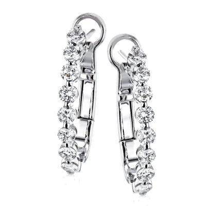 Hoop Earrings in 18k Gold with Diamonds