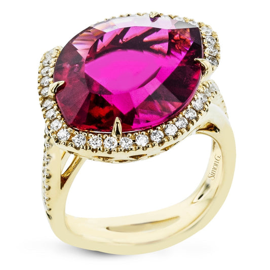 Color Ring in 18k Gold with Diamonds