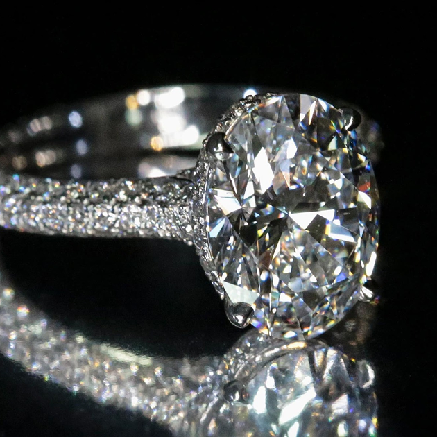 Custom & Iconic Rings