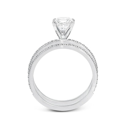 Emerald-cut Engagement Ring & Matching Wedding Band in 18k Gold with Diamonds