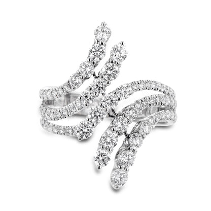 Fashion Ring in 18k Gold with Diamonds