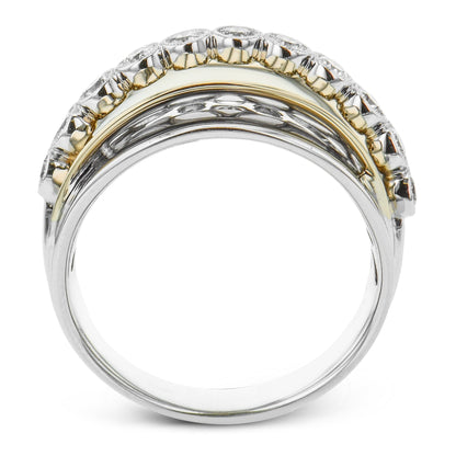 Fashion Ring In 18k Gold With Diamonds