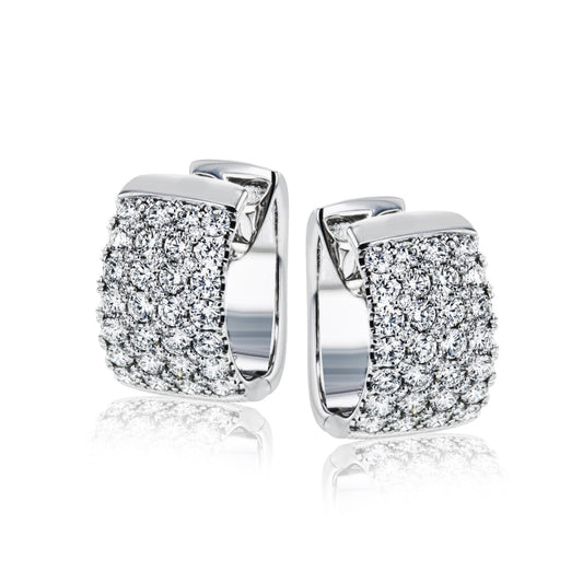 Hoop Earring in 18k Gold with Diamonds