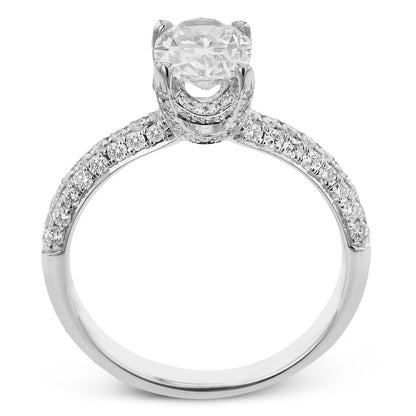 Oval-Cut Halo Engagement Ring In 18k Gold With Diamonds