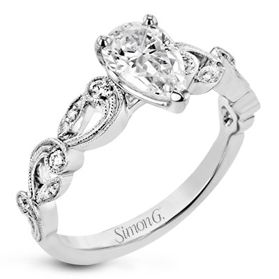 Pear-cut Trellis Engagement Ring & Matching Wedding Band in 18k Gold with Diamonds
