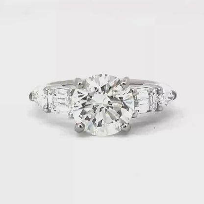 Elegant Diamond Engagement Ring
