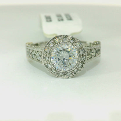 Elegant Diamond Halo Ring